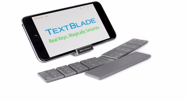 WayTools TextBlade คีย์บอร์ดเสริมสำหรับสมาร์ทโฟน ขนาดเท่ากล่องหมากฝรั่ง