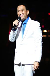 ศรีไศล สุชาตวุฒิ รักข้ามขอบฟ้า Live in Concert ครั้งที่ 2 ศรีไศล สุชาตวุฒิ รักข้ามขอบฟ้า Live in Concert ครั้งที่ 2
