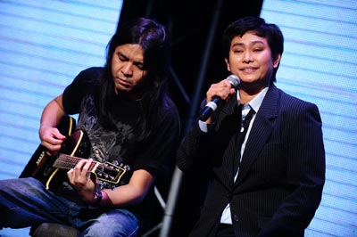 WE ARE THE ONE CONCERT WE ARE THE ONE CONCERT