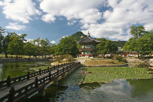 พระราชวังเคียงบกกุง (Gyeongbokgung Palace)