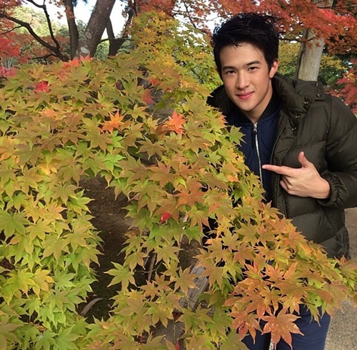 เจมส์ มาร์ เจมส์ มาร์