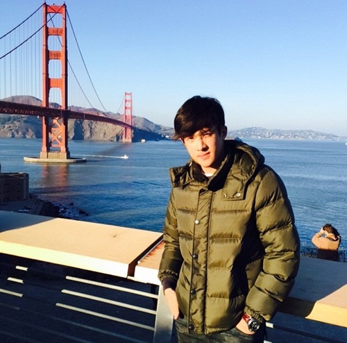 เจมส์ มาร์ เจมส์ มาร์