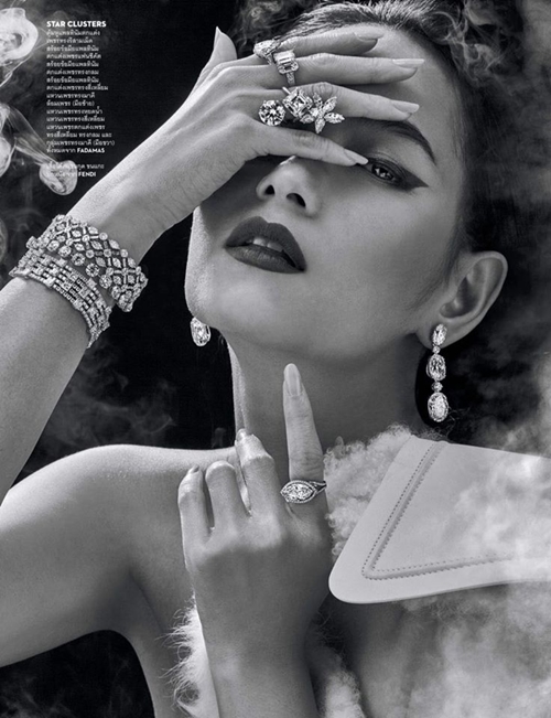 บี น้ำทิพย์ ปก Vogue Thailand