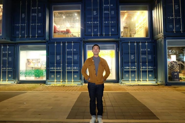 วู้ดดี้ พาบุกสถานที่แฮงเอ้าท์ใหม่ในเกาหลีใต้