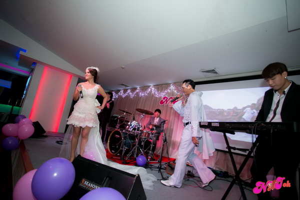 รีวิว อาฟเตอร์ปารตี้ธีม Rock n Roll-Disco Party ย้อนวันวานให้สุดเหวี่ยง รีวิว อาฟเตอร์ปารตี้ธีม Rock n Roll-Disco Party ย้อนวันวานให้สุดเหวี่ยง