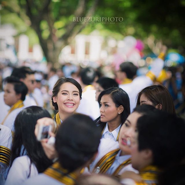 ญาญ่า ซ้อมรับปริญญา