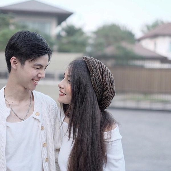 โบกี้ เดอะวอยซ์ อีกหนึ่งสาวเสียงดี แถมมีแฟนหล่อจนชาวเน็ตตามกรี๊ด โบกี้ เดอะวอยซ์ อีกหนึ่งสาวเสียงดี แถมมีแฟนหล่อจนชาวเน็ตตามกรี๊ด