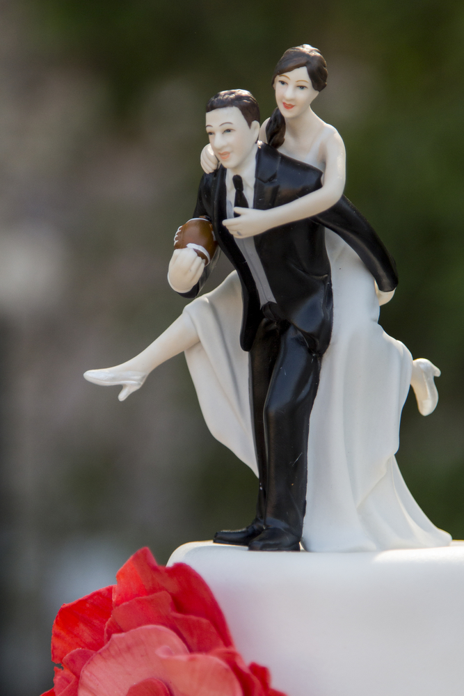 ตัวอย่างท็อปปิ้งเค้กแต่งงาน ในอิริยาบถน่ารัก ๆ