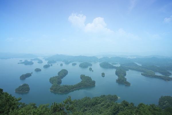 สถานที่ท่องเที่ยวจีนแสนสวยสุดน่าทึ่ง สถานที่ท่องเที่ยวจีนแสนสวยสุดน่าทึ่ง