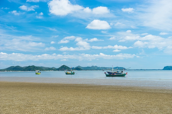 เที่ยวปราณบุรีเพลิน ๆ กับ 8 สถานที่ท่องเที่ยวยอดนิยม เที่ยวปราณบุรีเพลิน ๆ กับ 8 สถานที่ท่องเที่ยวยอดนิยม