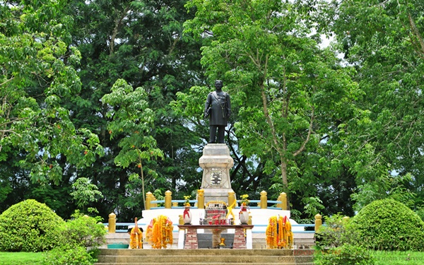 หลงเสน่ห์ “ตรัง” เมืองสงบเงียบ ธรรมชาติครบถ้วน หลงเสน่ห์ “ตรัง” เมืองสงบเงียบ ธรรมชาติครบถ้วน