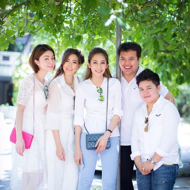 เนย โชติกา เนย โชติกา