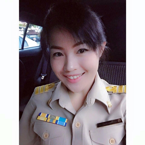คุณครูสวย คุณครูสวย