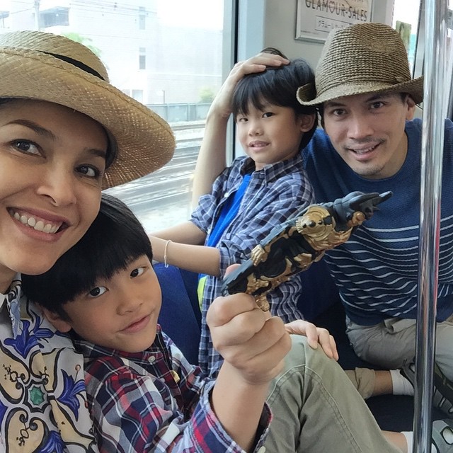 เคน ธีรเดช นำทีมครอบครัวสุขสันต์ บินลัดฟ้าเที่ยวญี่ปุ่น