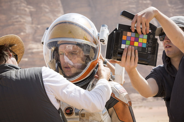 ภาพแรก แมตต์ เดมอน ถูกทิ้งใน The Martian หนังใหม่ ริดลีย์ สก็อตต์