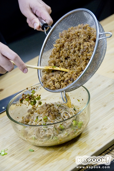 3 สูตรยำขนมจีน เมนูสุดแซ่บแบบไหนก็โดน