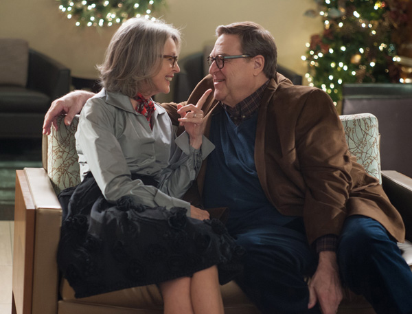 ตัวอย่างและโปสเตอร์ล่าสุดจาก Love the Coopers