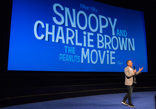 ผู้กำกับ สตีฟ มาร์ติโน่ ร่วมงาน The Peanuts Movie - London Special Screening เพื่อระดมทุนการกุศล