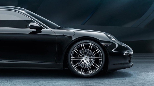 Porsche 911 Black Edition