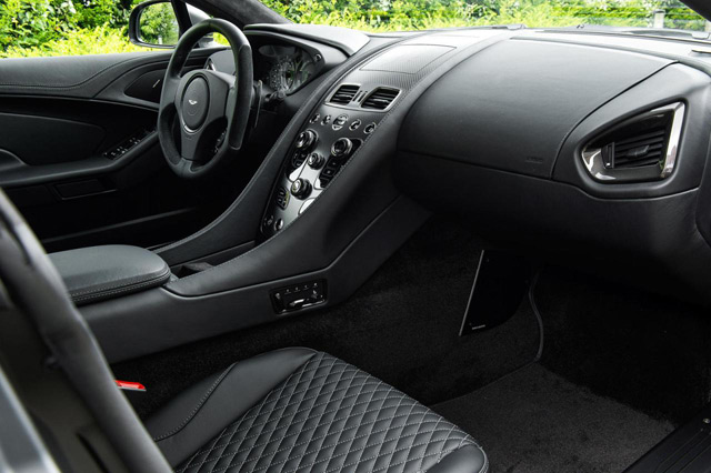 Aston Martin Vanquish Aston Martin Vanquish