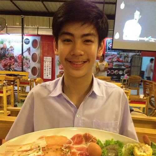 ริว วชิรวิชญ์ ริว วชิรวิชญ์