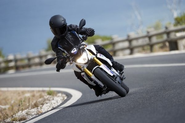 BMW G 310 R