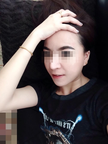 สาวไปสักคิ้วตามรีวิว สาวไปสักคิ้วตามรีวิว