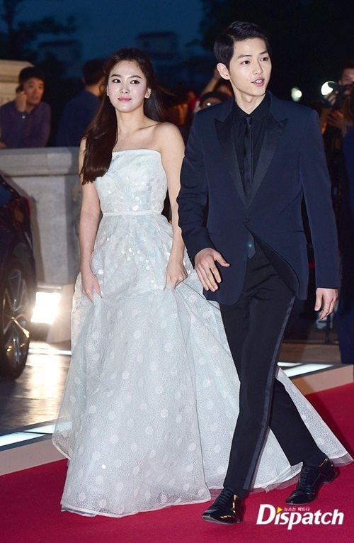 ซงจุงกิ ซองเฮเคียว เดินเที่ยวด้วยกัน ซงจุงกิ ซองเฮเคียว เดินเที่ยวด้วยกัน