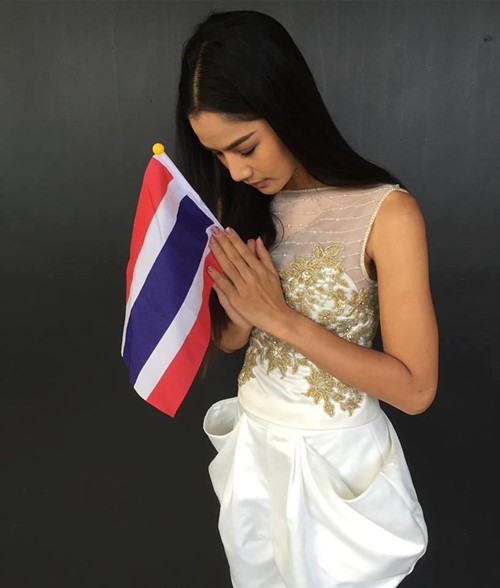 ชุดทศพักตร์นารีศรีสยาม ชุดทศพักตร์นารีศรีสยาม