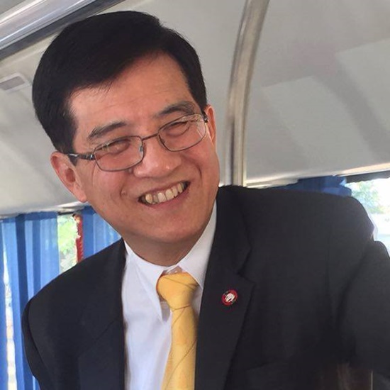 รศ. ดร.กิตติชัย ไตรรัตนศิริชัย รศ. ดร.กิตติชัย ไตรรัตนศิริชัย