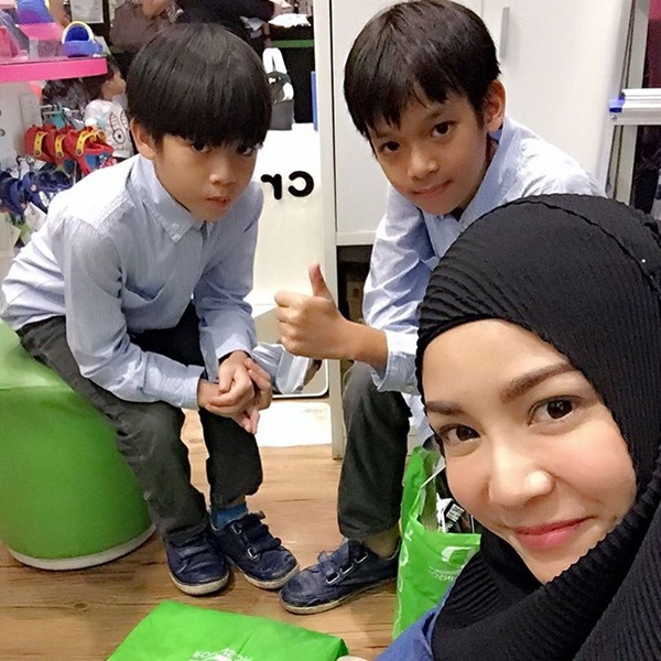 น้องปิ๊ปโป้ น้องปาแปง ลูกชายแม่ นุ๊ก สุทธิดา น้องปิ๊ปโป้ น้องปาแปง ลูกชายแม่ นุ๊ก สุทธิดา