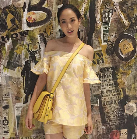 เสื้อเปิดไหล่ดารา เสื้อเปิดไหล่ดารา