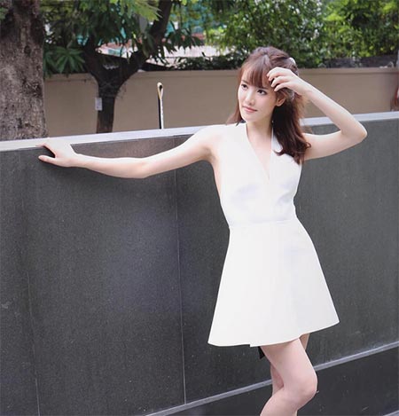 แกรนด์ เดอะสตาร์ แกรนด์ เดอะสตาร์