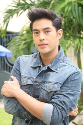 รักหลงโรง รักหลงโรง