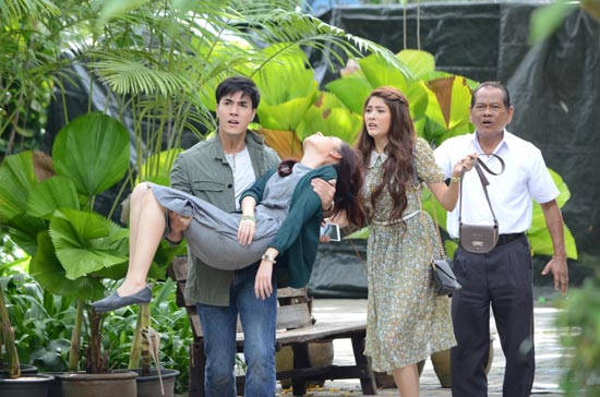 บุษบาเร่ฝัน บุษบาเร่ฝัน