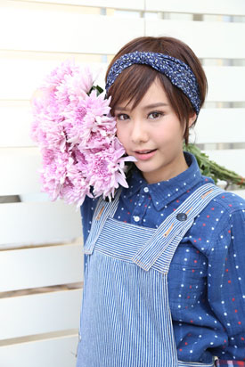 บัลลังก์ดอกไม้ บัลลังก์ดอกไม้