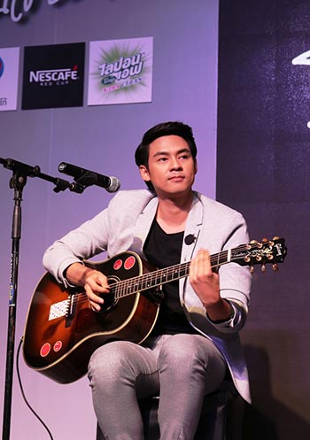 ร่างทรงคนเขียนเพลง ร่างทรงคนเขียนเพลง