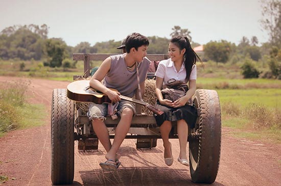 เบิ้ล-ธัญญ่า อาร์สยาม MV เพลง คนดีพี่มาง้อ เบิ้ล-ธัญญ่า อาร์สยาม MV เพลง คนดีพี่มาง้อ