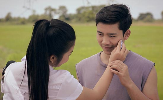 เบิ้ล-ธัญญ่า อาร์สยาม MV เพลง คนดีพี่มาง้อ เบิ้ล-ธัญญ่า อาร์สยาม MV เพลง คนดีพี่มาง้อ