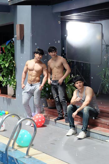 เบียร์ วีมิวสิค MV เพลง แฟนหล่อขอแชร์ เบียร์ วีมิวสิค MV เพลง แฟนหล่อขอแชร์