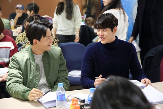 Uncontrollably Fond หยุดหัวใจไว้ลุ้นรัก Uncontrollably Fond หยุดหัวใจไว้ลุ้นรัก