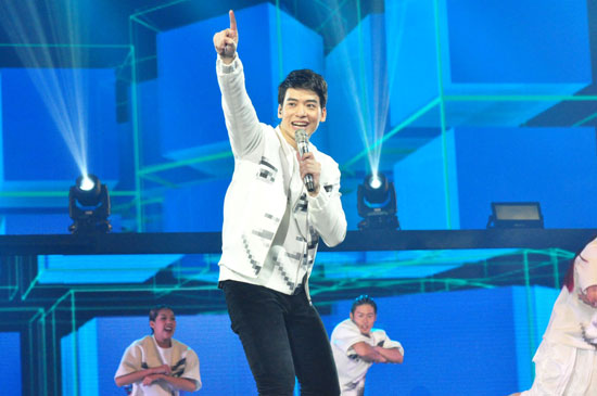 บี้ สุกฤษฎิ์ Love 10 ปีไม่มีหยุด บี้ สุกฤษฎิ์ Love 10 ปีไม่มีหยุด