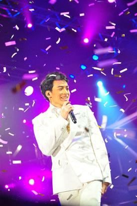 บี้ สุกฤษฎิ์ Love 10 ปีไม่มีหยุด บี้ สุกฤษฎิ์ Love 10 ปีไม่มีหยุด