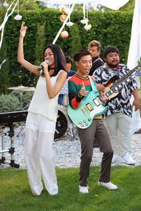 Klear feat. Polycat MV เพลง อาจจะเป็นเธอ Klear feat. Polycat MV เพลง อาจจะเป็นเธอ