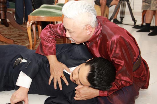ชาติพยัคฆ์ ชาติพยัคฆ์