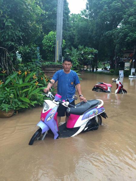 น้ำป่าทะลักท่วมปาย