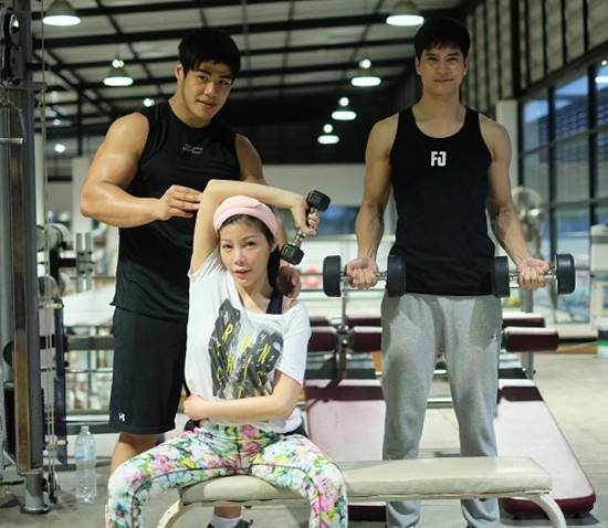 แหวนแหวน ปวริศา แหวนแหวน ปวริศา