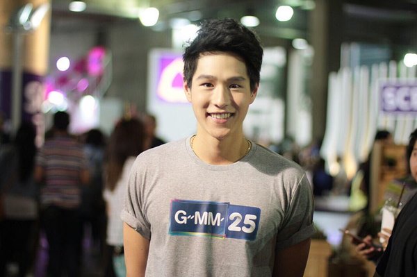 ทอย ปฐมพงษ์ ทอย ปฐมพงษ์