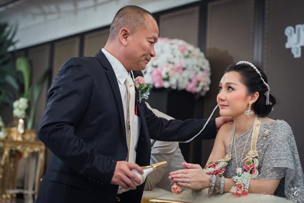 งานแต่ง เอ็ม บุษราคัม กอล์ฟ กรวัฒน์ งานแต่ง เอ็ม บุษราคัม กอล์ฟ กรวัฒน์