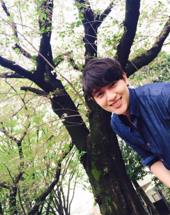เจมส์ จิรายุ เจมส์ จิรายุ